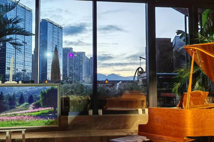 Hotel View 121 of 131