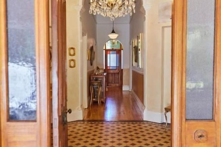 Ballroom/Hall 45 of 55