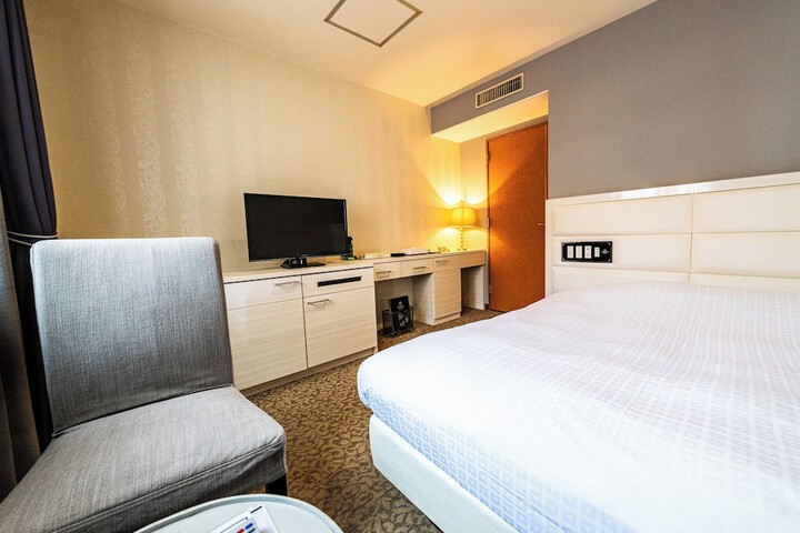 Room 26 of 239