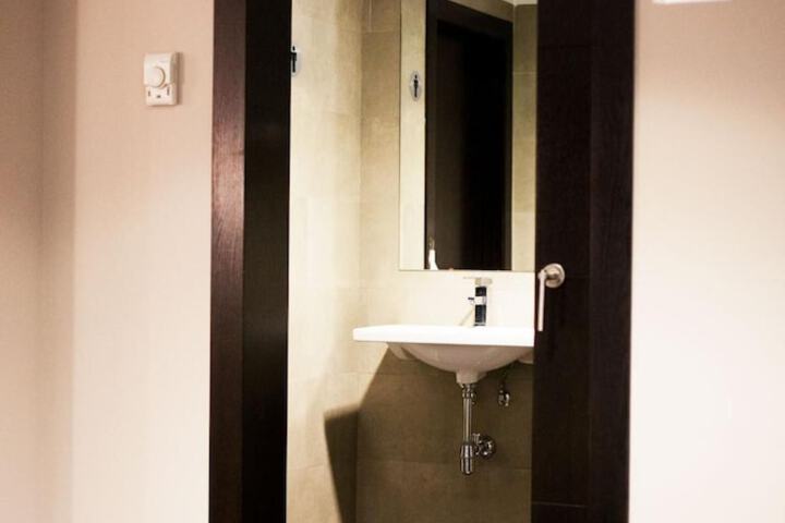 Room 20 of 46