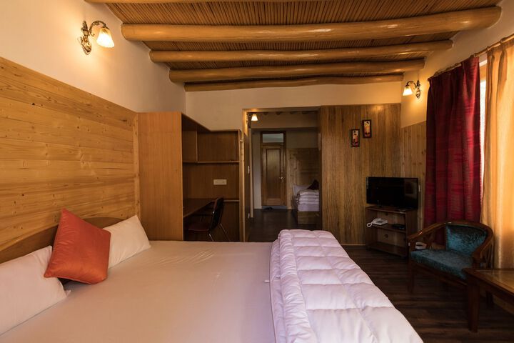 Room 18 of 43