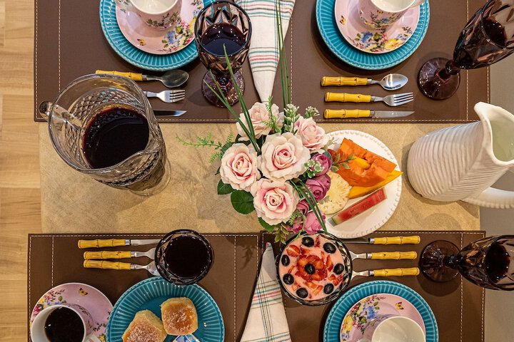 Breakfast/Coffee Service 12 of 27