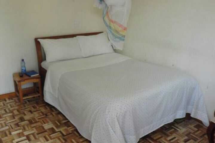Room 5 of 44