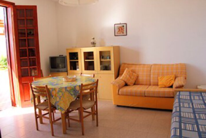 Room 10 of 40