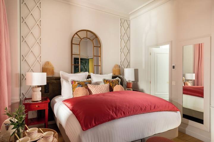 Room 15 of 53