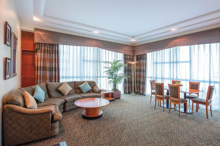 Room 33 of 45
