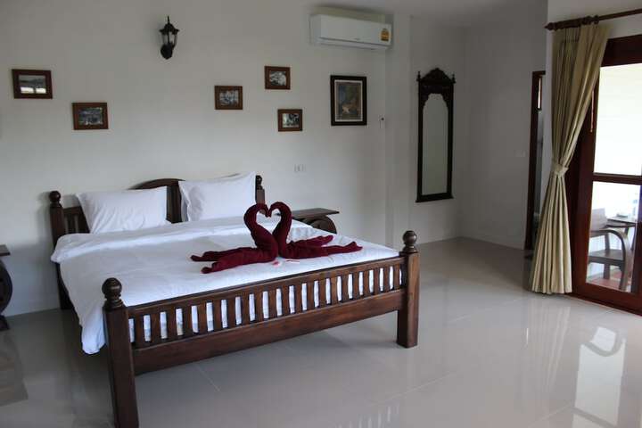 Room 2 of 26