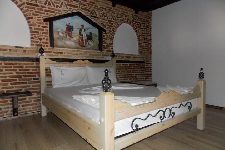 Room 5 of 55