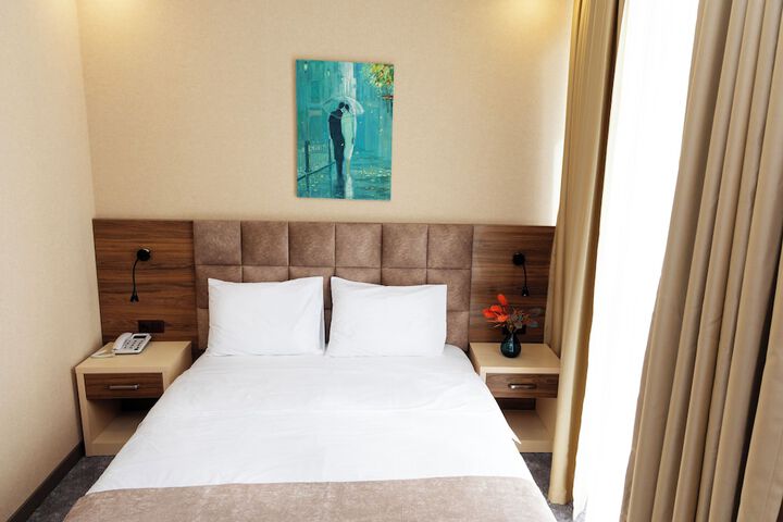 Aniko Hotel