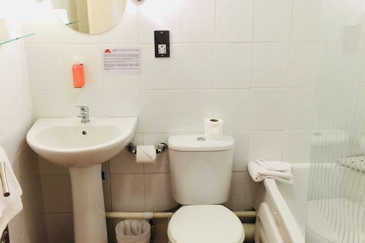 Room 55 of 139