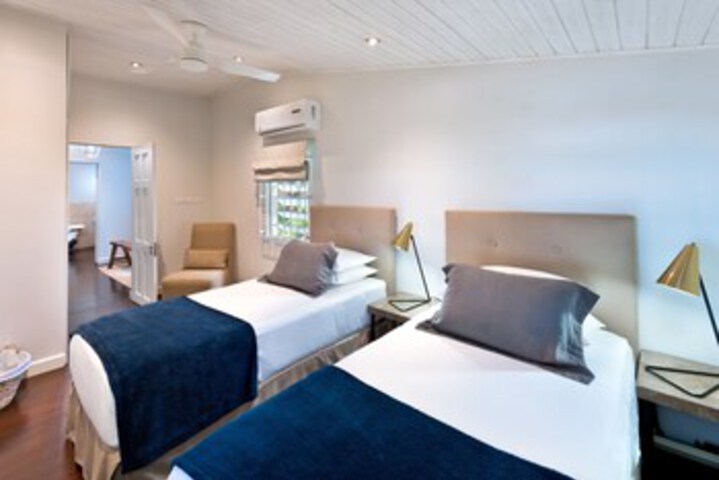 Room 15 of 17