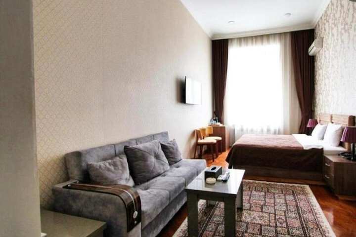 Room 45 of 70