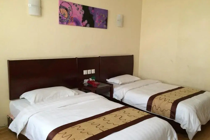 Room 3 of 11