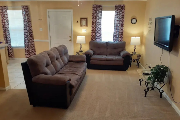 Room 5 of 20