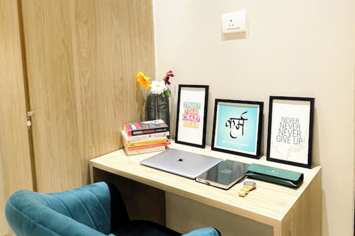 Room 17 of 22
