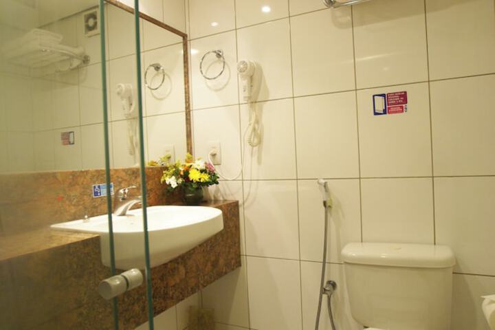 Clean Restrooms