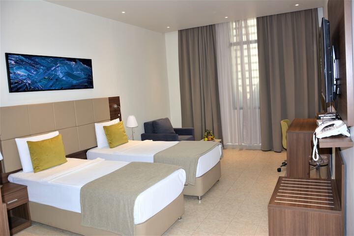 Room 18 of 31