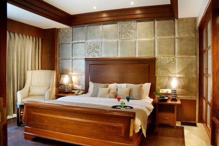 Room 5 of 57