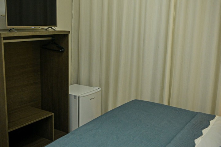 Room 60 of 153