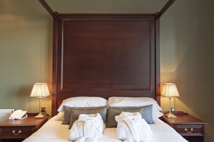 Room 60 of 153