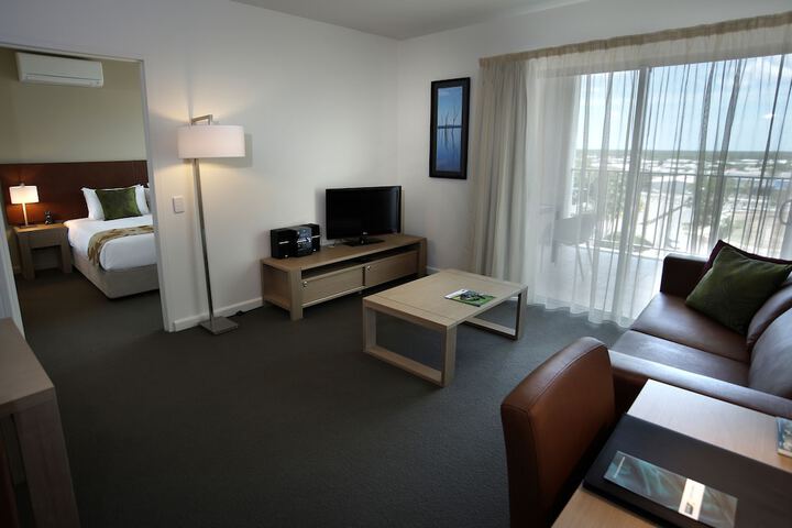 Room 17 of 46