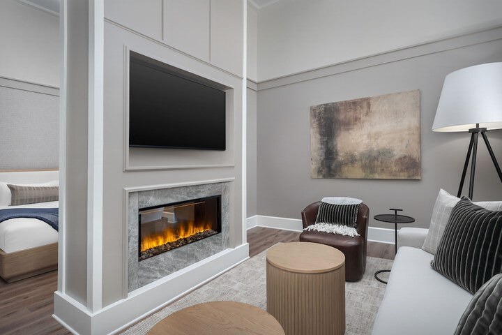 Room 4 of 29