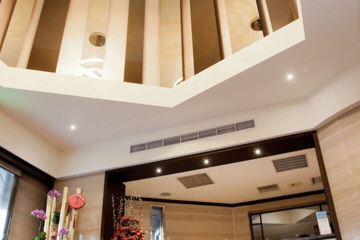 Hotel Interior 6 of 95