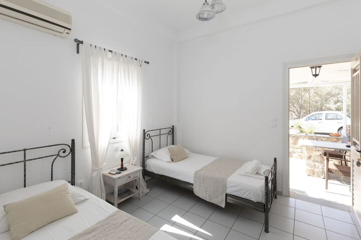 Room 16 of 75