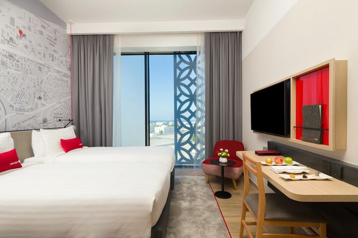 Room 37 of 67