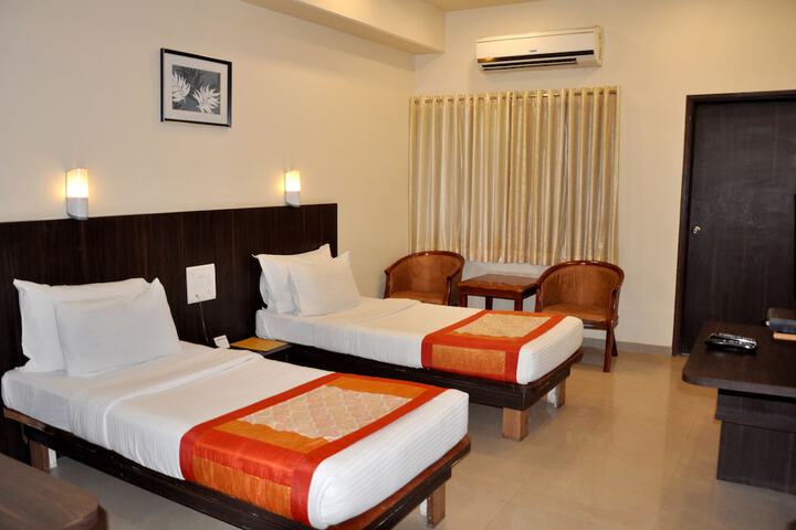 Room 18 of 59