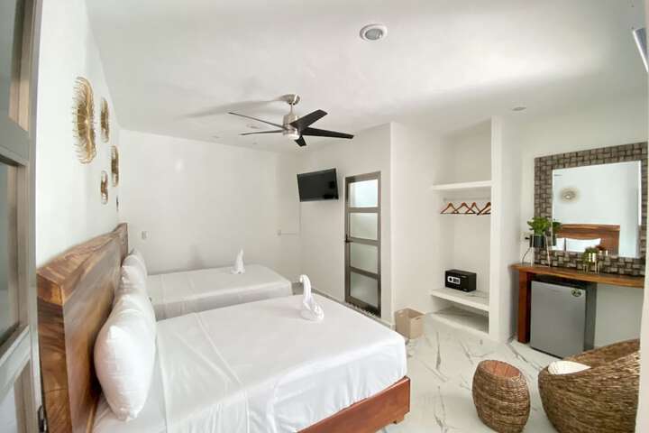 Room 7 of 37