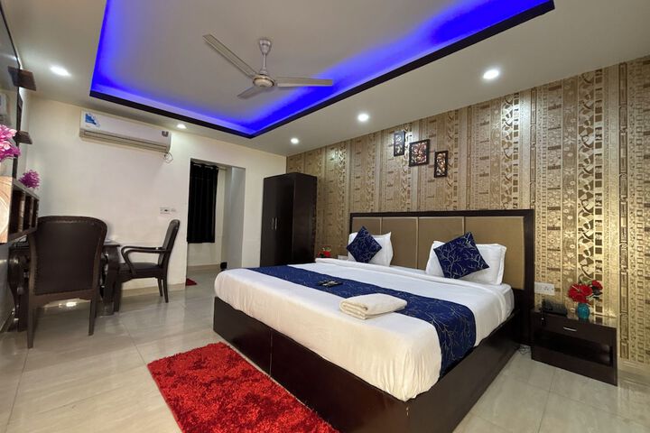 Room 16 of 111