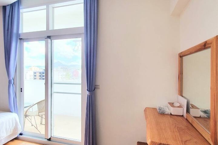 Room 54 of 62