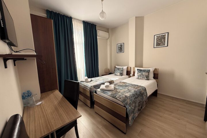 Room 18 of 86