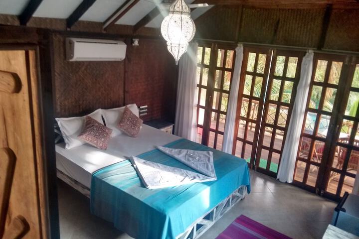 Room 5 of 48