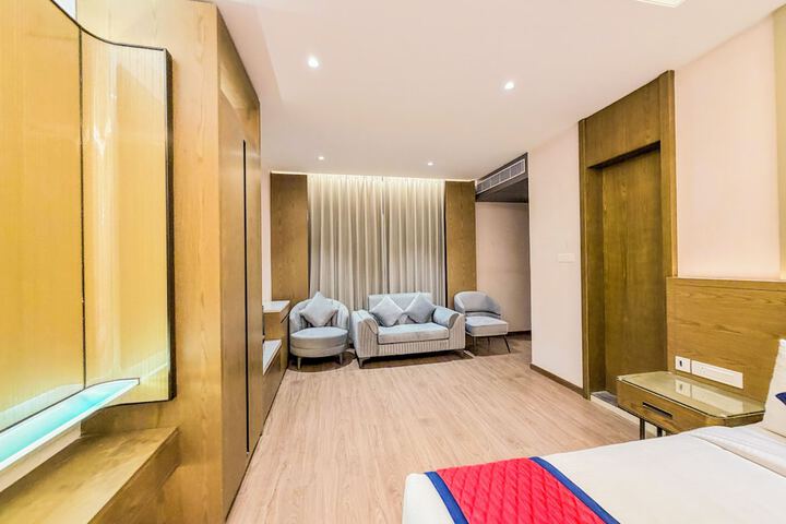 Room 28 of 59