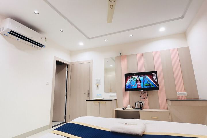 Room 46 of 81