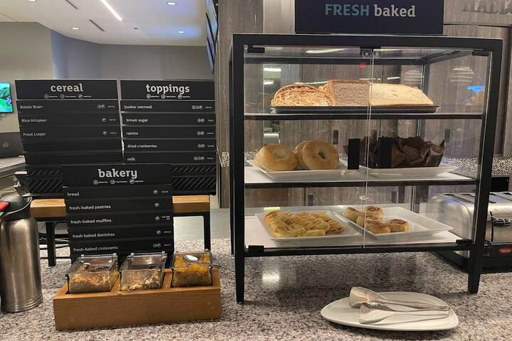 Breakfast/Coffee Service 31 of 59