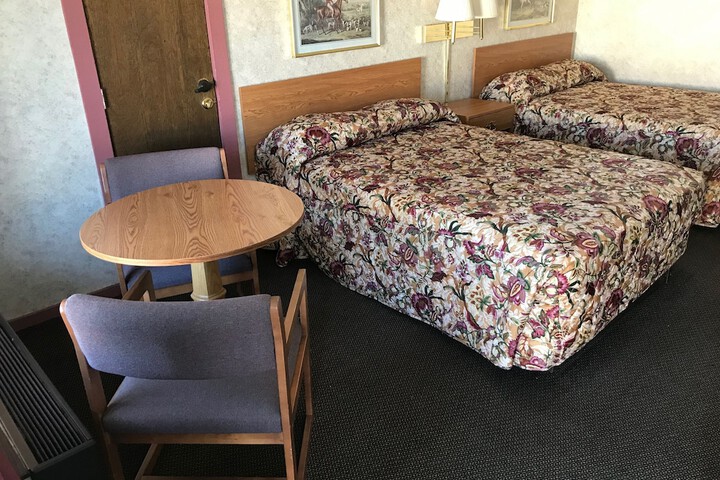 Room 5 of 15