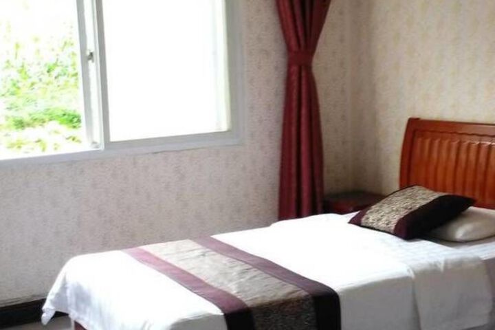Room 17 of 30
