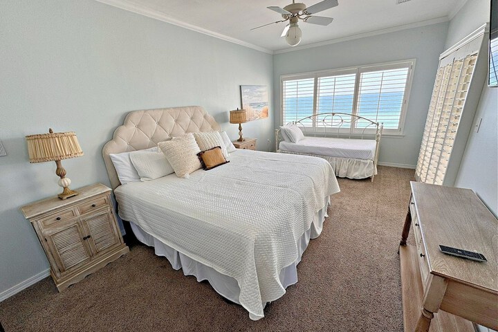 Room 46 of 90