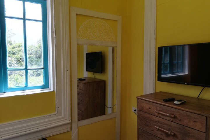 Room 6 of 59