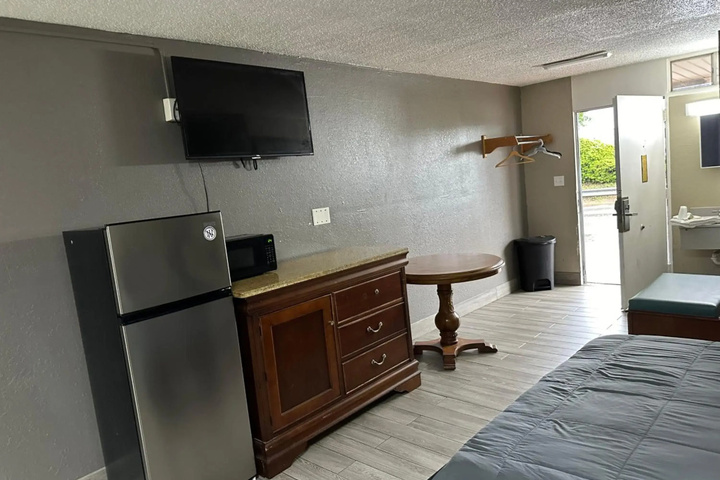 guest_rooms
