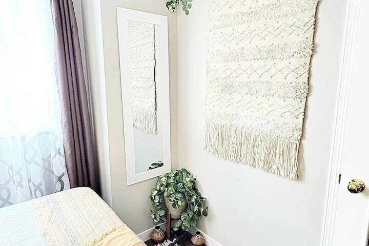 Room 6 of 79