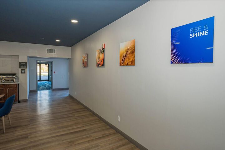 Breakfast area