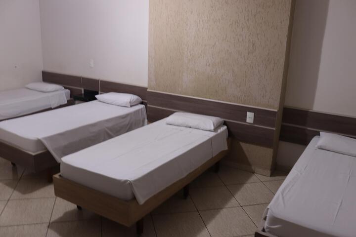 Room 16 of 18