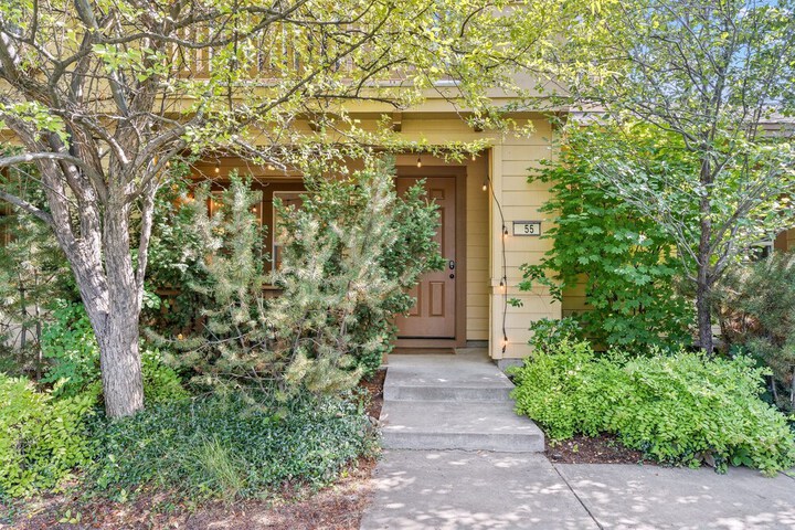 Property Grounds 31 of 38