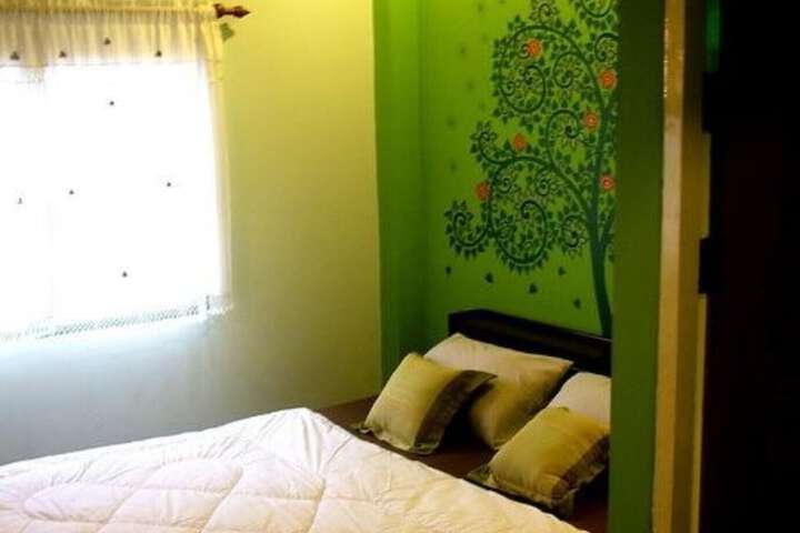 Room 8 of 49