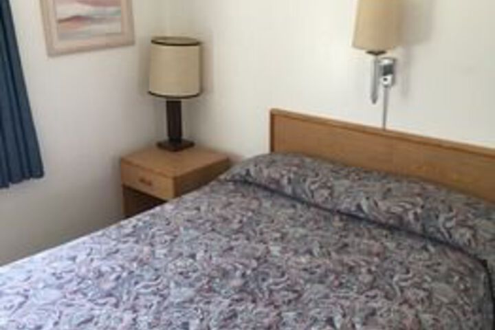 Room 7 of 15