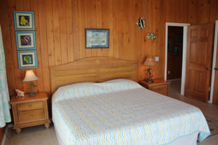 Room 9 of 21
